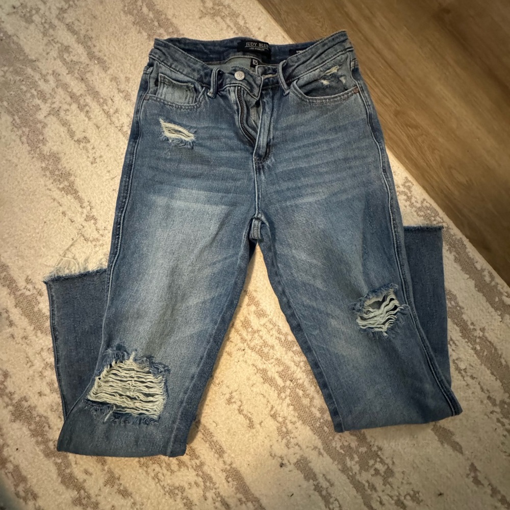 Judy Blue Straight Leg Distresses Blue Jeans